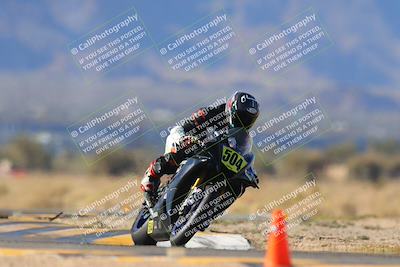 media/Dec-17-2023-CVMA (Sun) [[bf0c04832d]]/Race 2 Amateur Supersport Open/